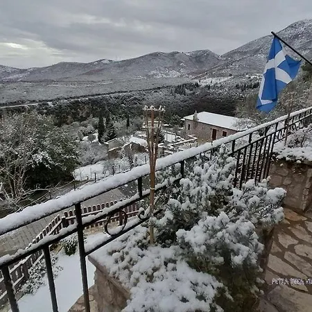 וילה Petra Thea Karítaina