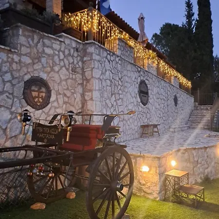 Petra Thea Karítaina